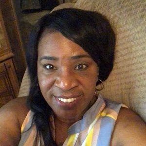 Meet your Posher, Caroline